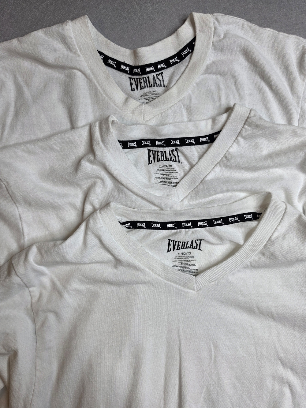 3 - Everlast T Shirt Mens XL  White Short Sleeve Boxing Sports Bottom Logo Tee